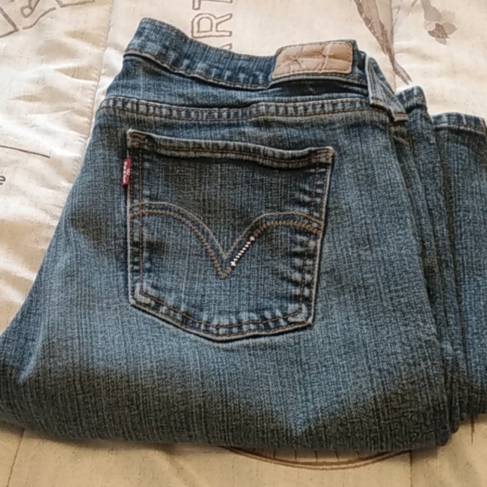 Levi boot cut jeans
